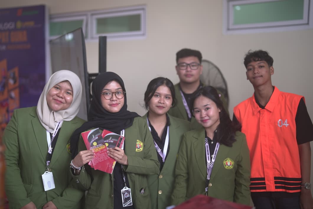 foto blog Laboratorium Fakultas Hukum Turut Berpartisipasi dalam Pameran Peresmian Twin Tower Menara Wimaya